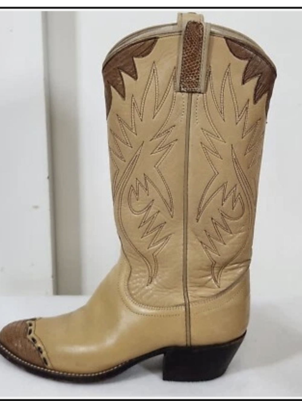 Dan Post women's boots featuring a two-tone design with tan leather shafts Size8